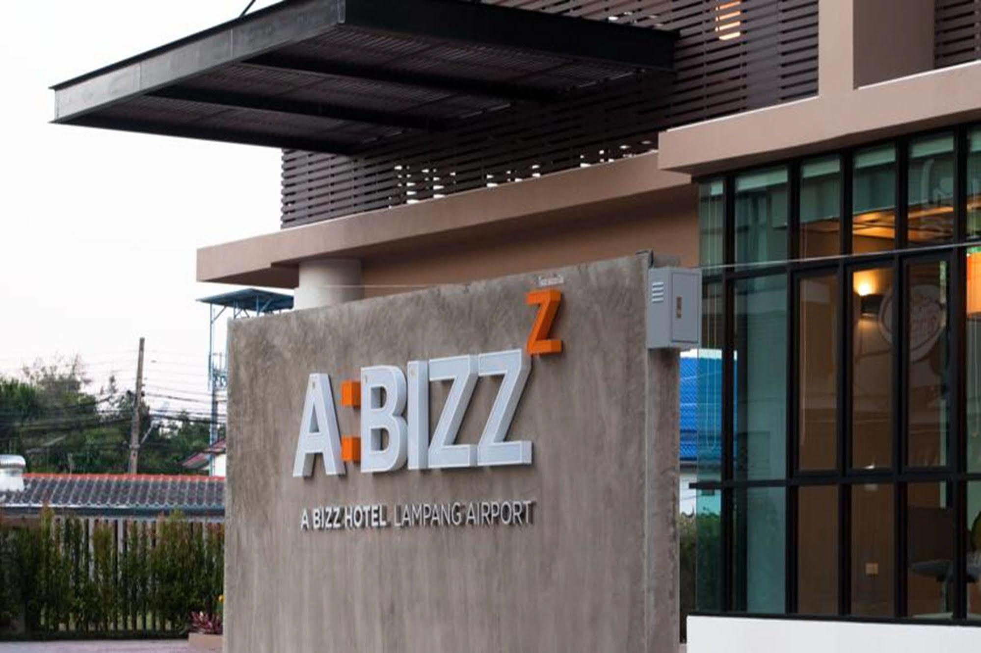 Abizz Hotel Lampang Airport Esterno foto